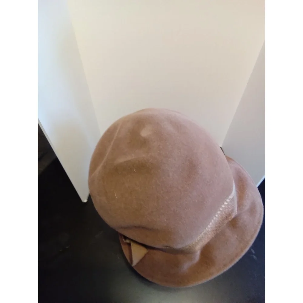 Vintage Peachbloom Velour Merrimac Body Brown Fur Felt Cloche Hat‎ Size 22